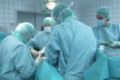 hospital-surgical-gown-medical-dress-doctor-surgery-shut-bata-quirurgica-3